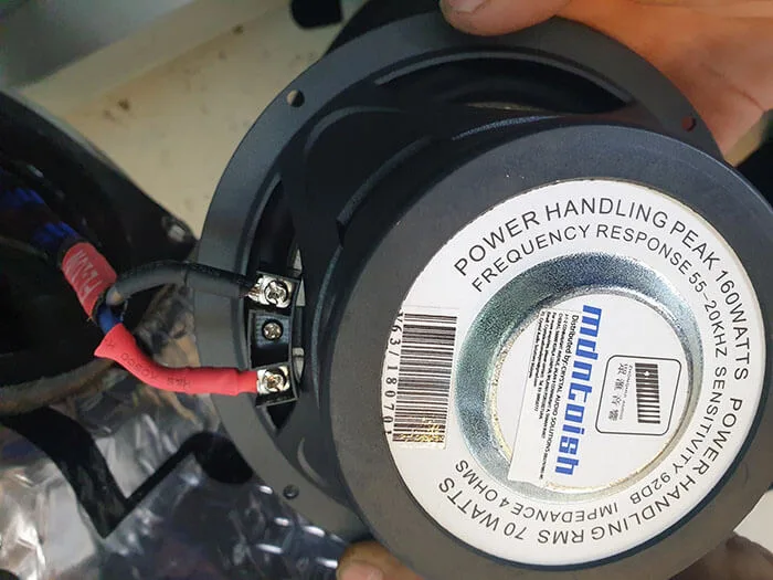 Wiring the 6 speakers to a 4-channel amp Everything you need to do