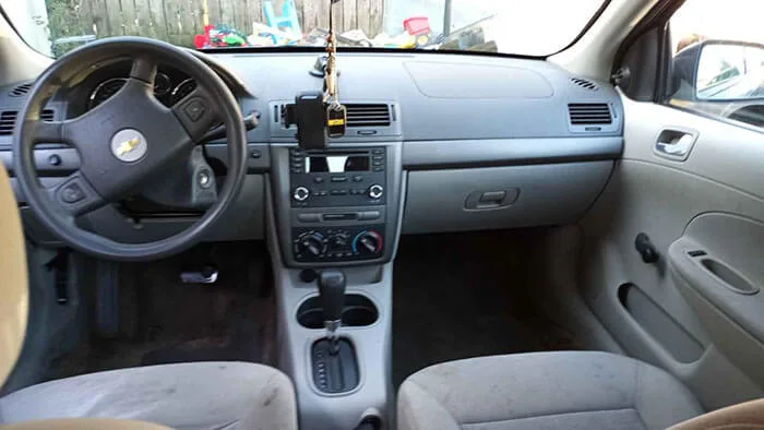 Solving the Problem Chevy Speakers Not Work (1)