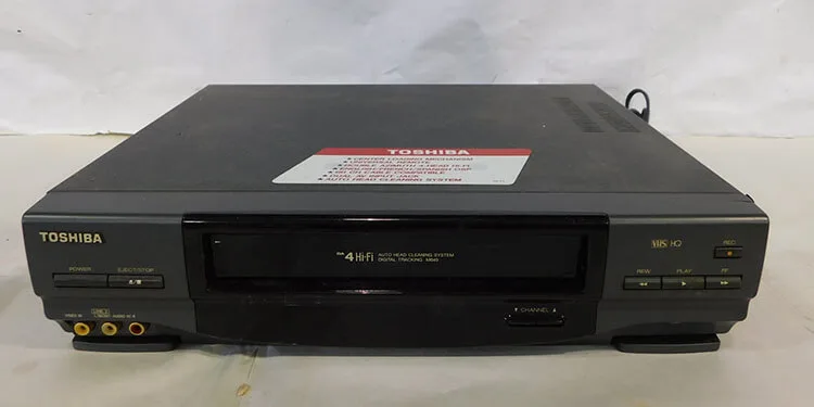 Set Up Required For Hooking Up A Vcr And Dvd Player To A Tv